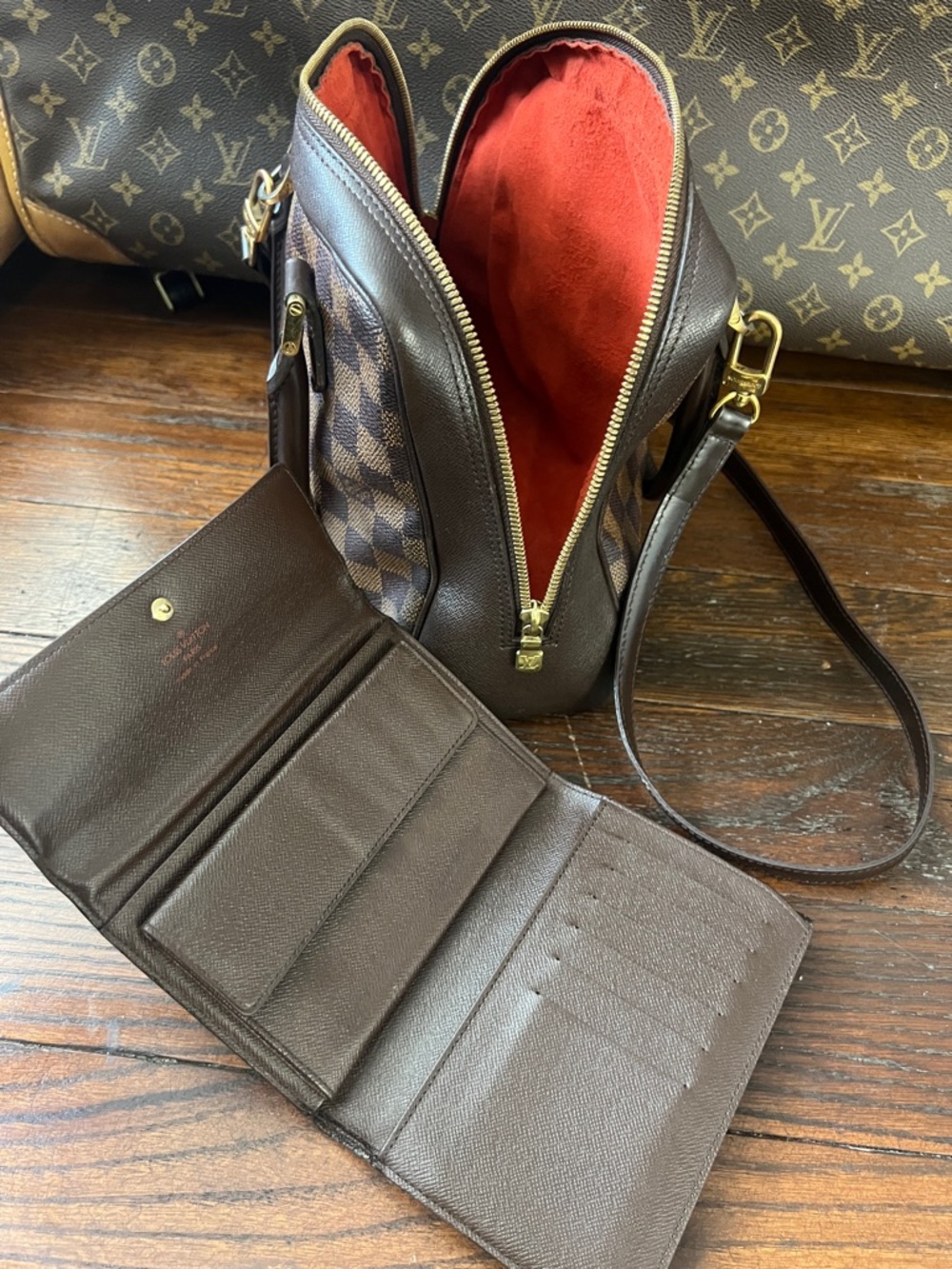 Louis Vuitton Damier Ebene Satchel with Matching Wallet - Brown - Picture 4 of 10